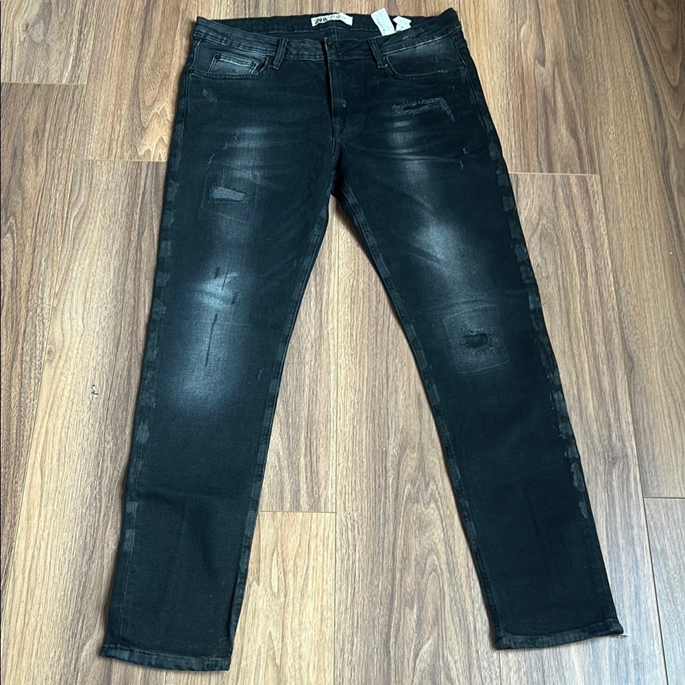 Zara Black Skinny Jeans with Distressed Look
